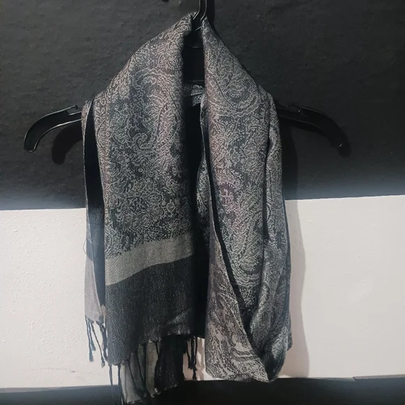 NEW Women Long Scarf - Picture 3 of 6